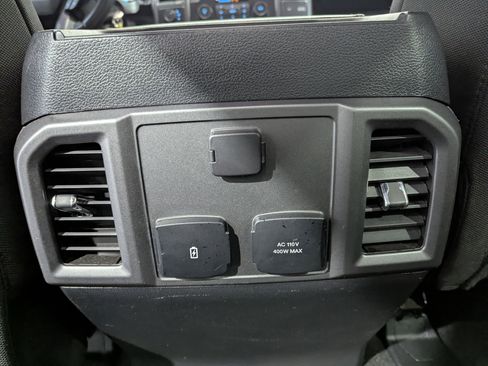 Used 2019 Ford F150 XLT w/ Equipment Group 302A Luxury AWD/4WD image 15
