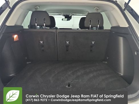 Used 2025 Chevrolet TrailBlazer LT AWD/4WD image 29