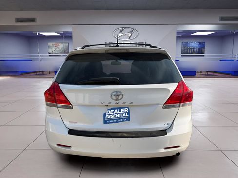 Used 2012 Toyota Venza LE w/ LE Convenience Pkg FWD image 5