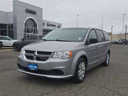 Used 2016 Dodge Grand Caravan SE w/ Quick Order Package 29E SE
