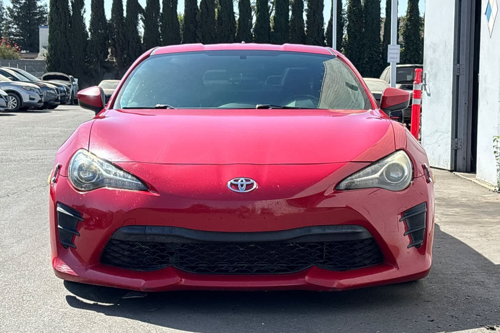 Used 2017 Toyota 86 RWD image 11