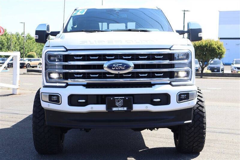 Used 2024 Ford F250 Platinum AWD/4WD image 9