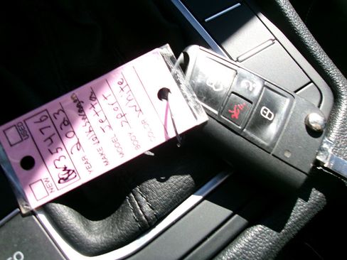 Used 2023 Volkswagen Jetta Sport image 17