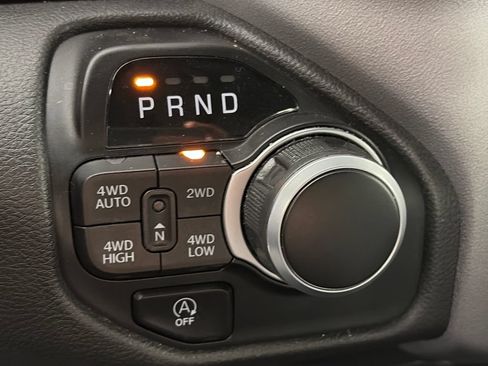 Used 2022 RAM 1500 Big Horn AWD/4WD image 22