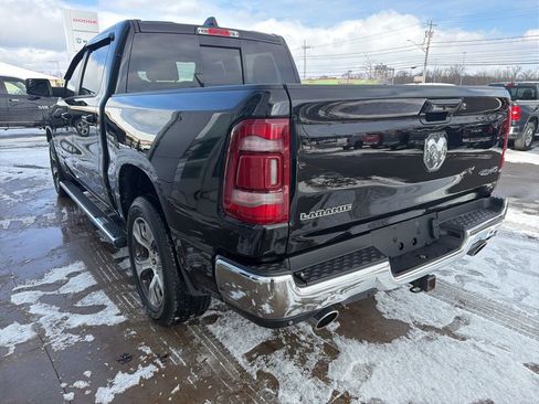 Used 2023 RAM 1500 Laramie AWD/4WD image 3