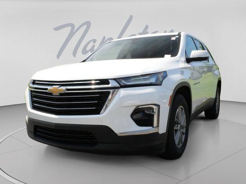 Used 2023 Chevrolet Traverse LT AWD/4WD image 3