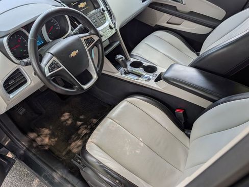 Used 2017 Chevrolet Equinox Premier w/ Enhanced Convenience Package FWD image 13