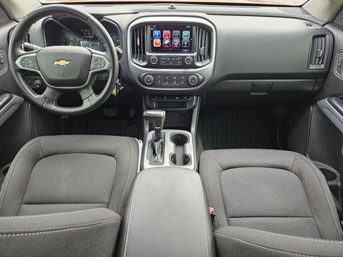 Used 2017 Chevrolet Colorado LT image 16