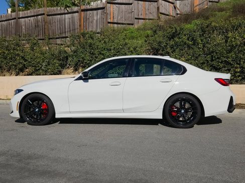 Used 2024 BMW M340i w/ Premium Package image 28