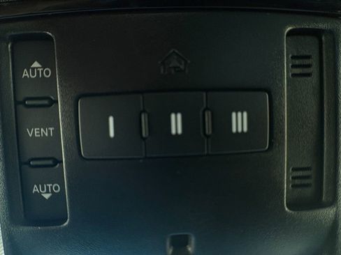 Used 2023 Dodge Durango GT image 27