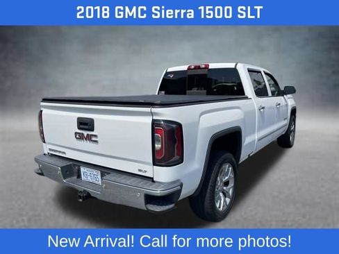 Used 2018 GMC Sierra 1500 SLT AWD/4WD image 3
