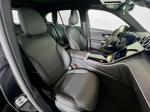 Certified 2025 Mercedes-Benz GLC 300 4MATIC image 23