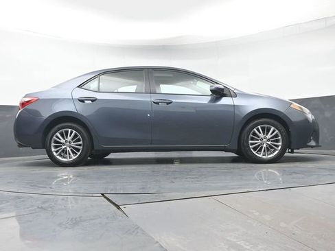 Used 2015 Toyota Corolla LE Premium image 35