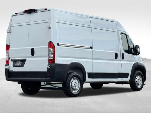 Used 2023 RAM ProMaster 2500 FWD image 7