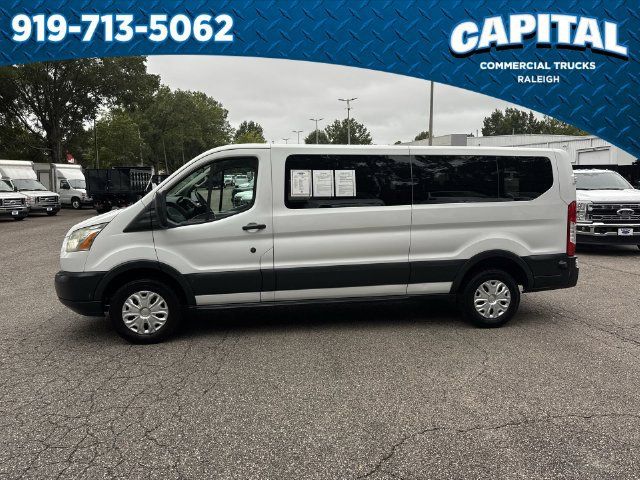 Used 2015 Ford Transit 350 XLT RWD image 7
