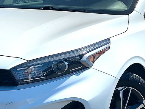 Used 2024 Kia Forte LXS FWD image 4