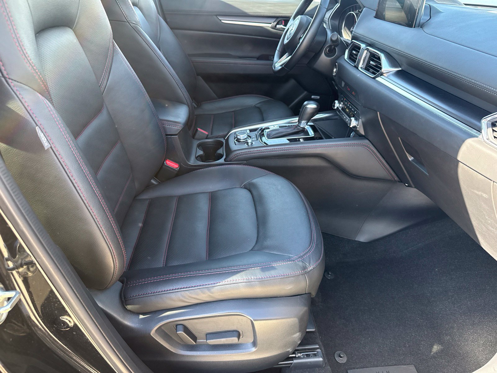 Certified 2025 MAZDA CX-5 Carbon Edition AWD/4WD image 28