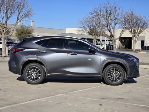 Used 2024 Lexus NX 250 FWD w/ Towing Package (2000 Lbs) image 2