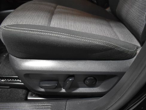 Certified 2023 Nissan Rogue SV AWD/4WD image 17