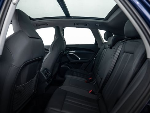 New 2025 Audi Q5 Prestige image 16