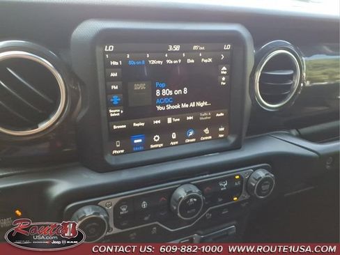 Used 2023 Jeep Wrangler Unlimited Rubicon 392 w/ Xtreme Recon 35" Tire Package AWD/4WD image 21