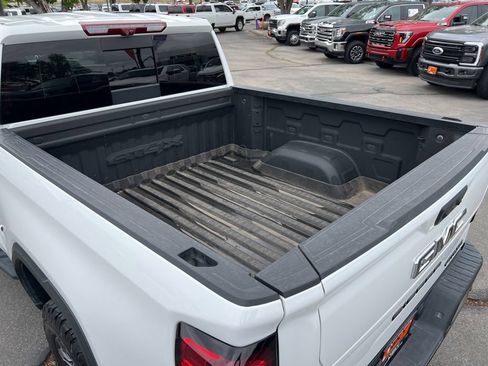 Used 2024 GMC Sierra 1500 AT4X AWD/4WD image 25