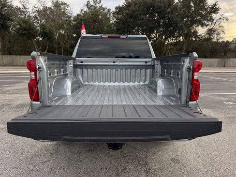 Used 2025 Chevrolet Silverado 1500 LT image 15
