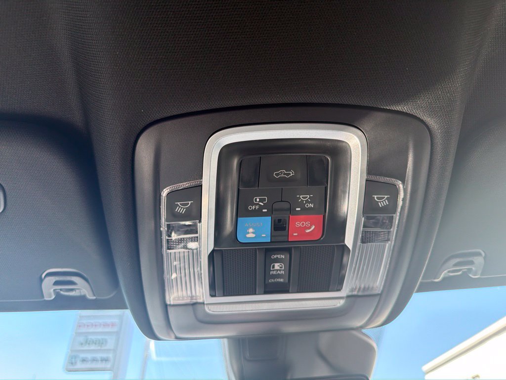 New 2027 RAM 1500 Laramie AWD/4WD image 28