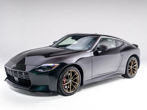Used 2026 Nissan Z Performance RWD image 2