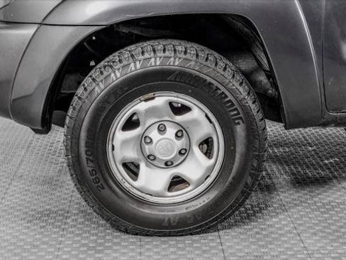 Used 2010 Toyota Tacoma 4x4 Access Cab V6 image 22