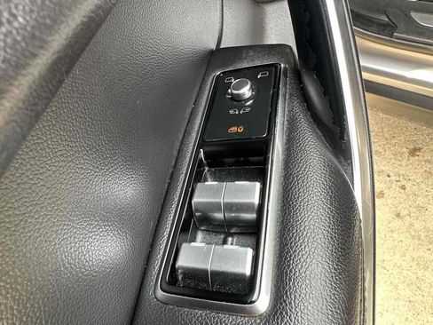 Used 2021 Jaguar F-PACE S AWD/4WD image 27