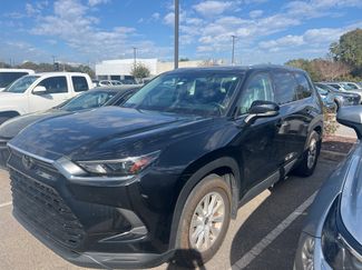 Used 2024 Toyota Grand Highlander XLE video 1