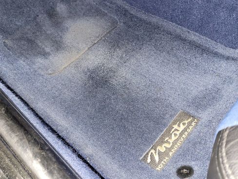 Used 1999 MAZDA MX-5 Miata RWD image 19