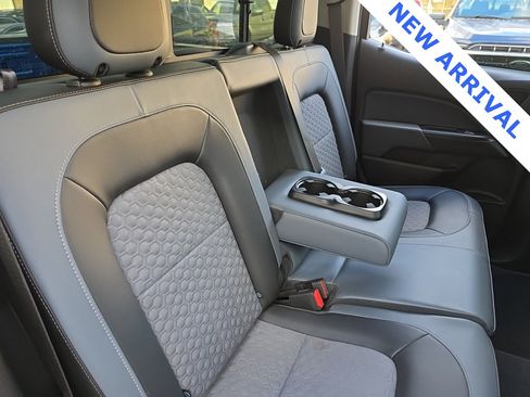 Used 2022 Chevrolet Colorado Z71 image 36