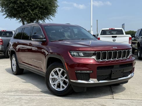 Used 2021 Jeep Grand Cherokee L Limited AWD/4WD image 2