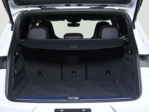 Certified 2025 Porsche Cayenne GTS image 25