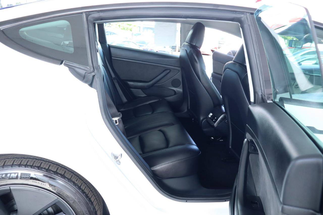 Used 2023 Tesla Model 3 Standard Range RWD image 31