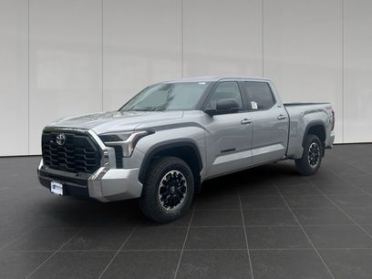 New 2026 Toyota Tundra SR5 w/ TRD Off-Road Package