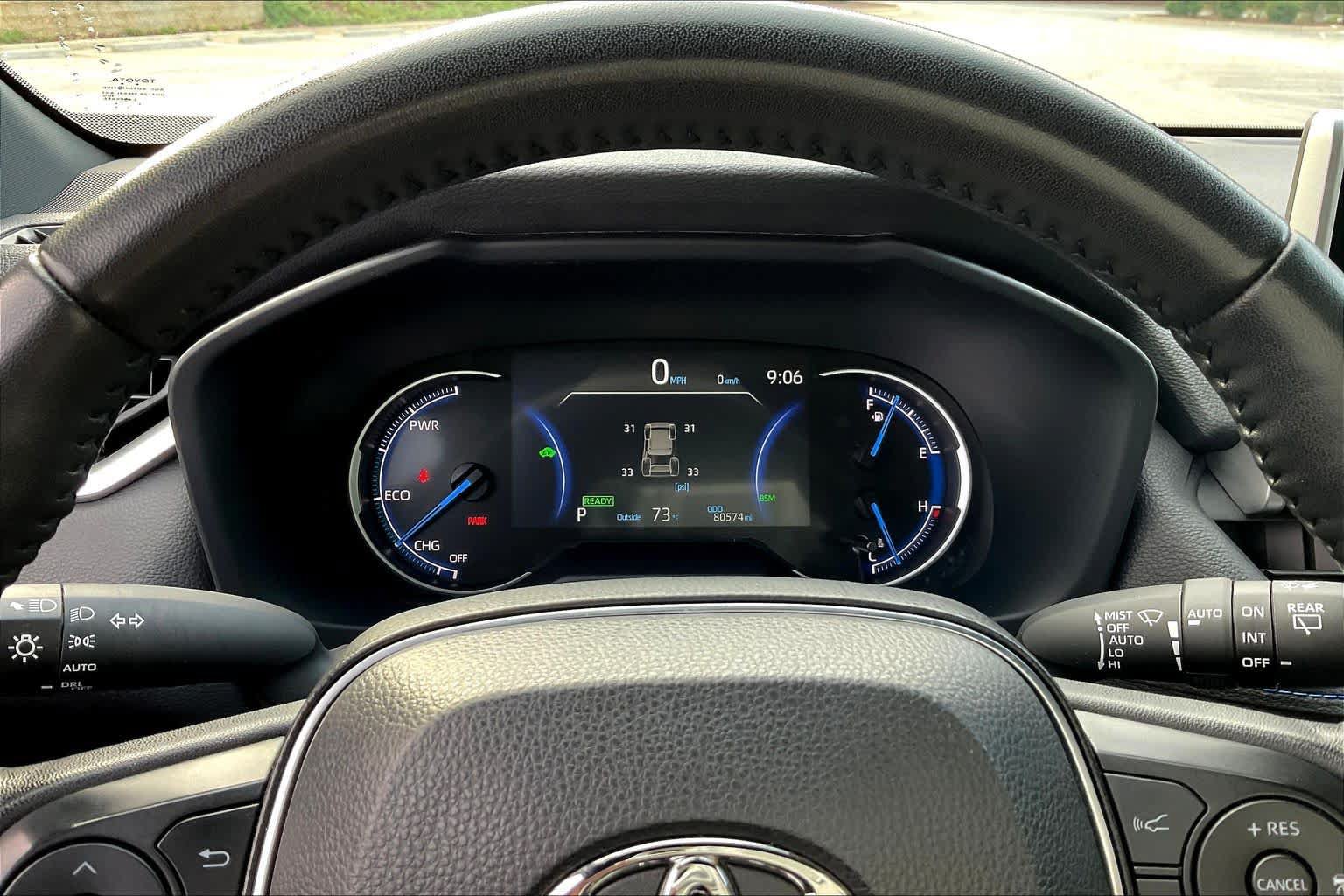 Used 2025 Toyota RAV4 SE w/ Convenience Package AWD/4WD image 26