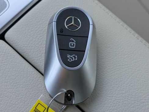 Used 2026 Mercedes-Benz CLE 300 4MATIC Cabriolet image 21