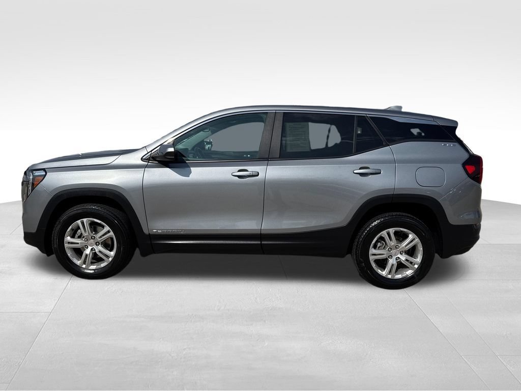 Certified 2024 GMC Terrain SLE AWD/4WD image 2