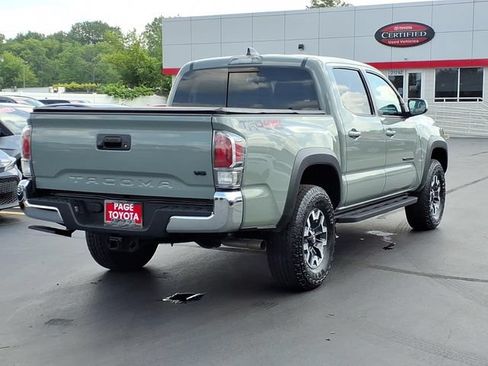Certified 2023 Toyota Tacoma TRD Off-Road AWD/4WD image 6
