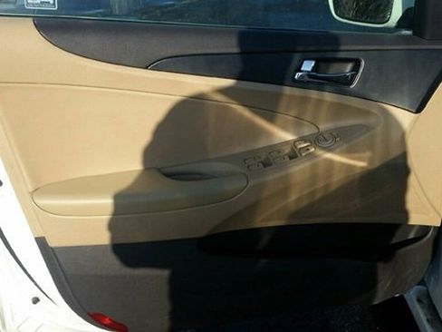 Used 2013 Hyundai Sonata GLS w/ Popular Equipment Pkg image 9