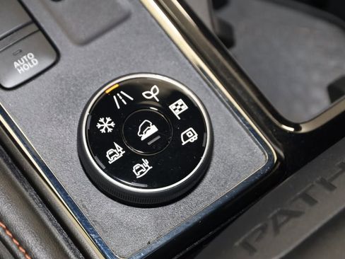 Used 2023 Nissan Pathfinder Rock Creek image 29