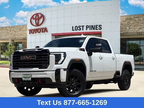Used 2025 GMC Sierra 2500 AT4 AWD/4WD image 1