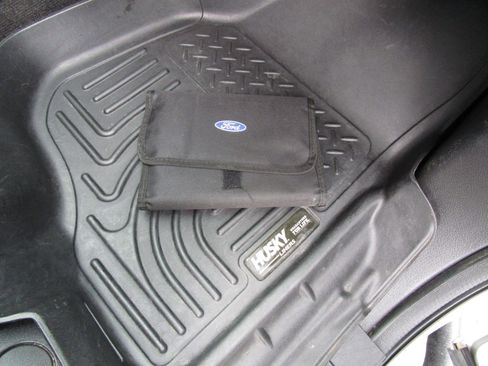 Used 2016 Ford F250 Lariat w/ Lariat Ultimate Package image 31