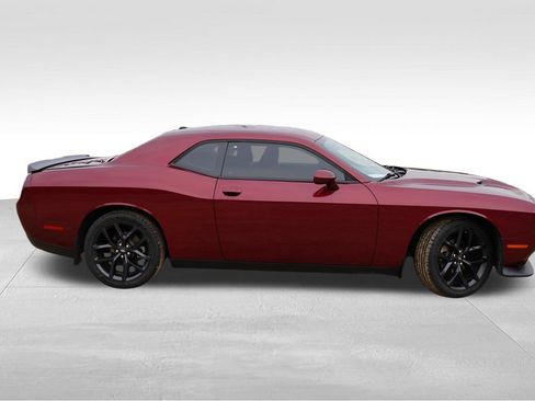 Certified 2022 Dodge Challenger SXT w/ Driver Convenience Group RWD image 3
