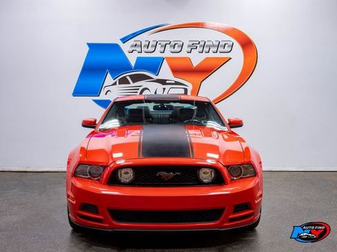 Used 2013 Ford Mustang GT Premium w/ Security Pkg image 8