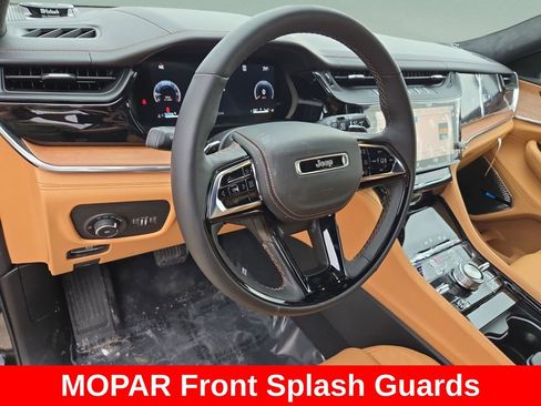 New 2026 Jeep Grand Cherokee Summit w/ Obsidian Package AWD/4WD image 11