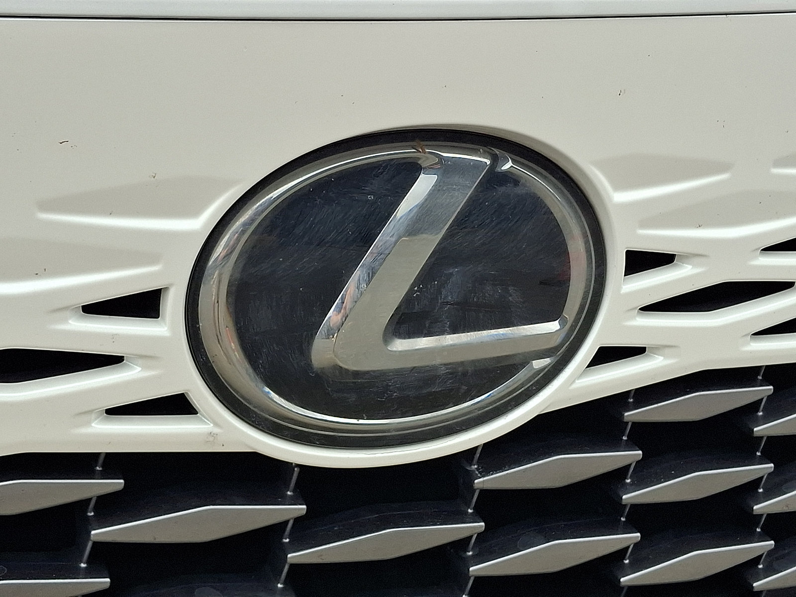 Used 2024 Lexus RX 350 Premium w/ Accessory Package (Z1) AWD/4WD image 8